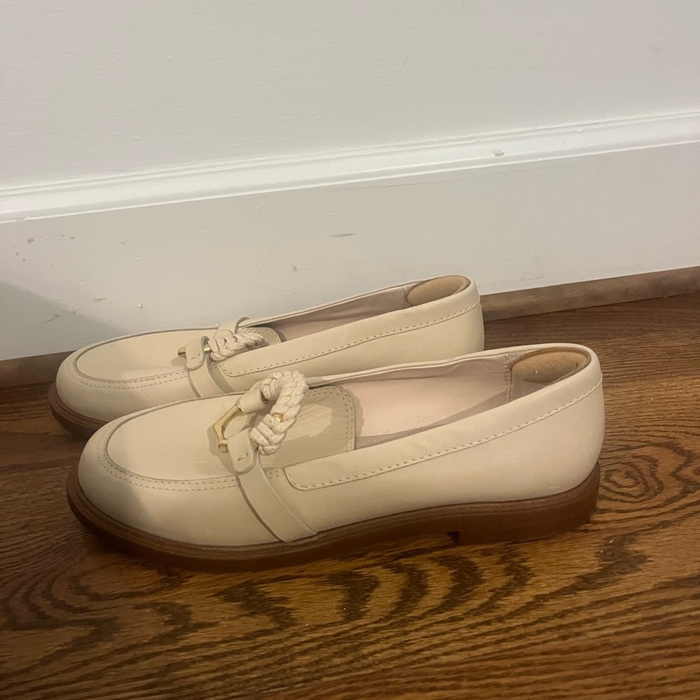 SCHUTZ Cream Loafers with Bow Detail